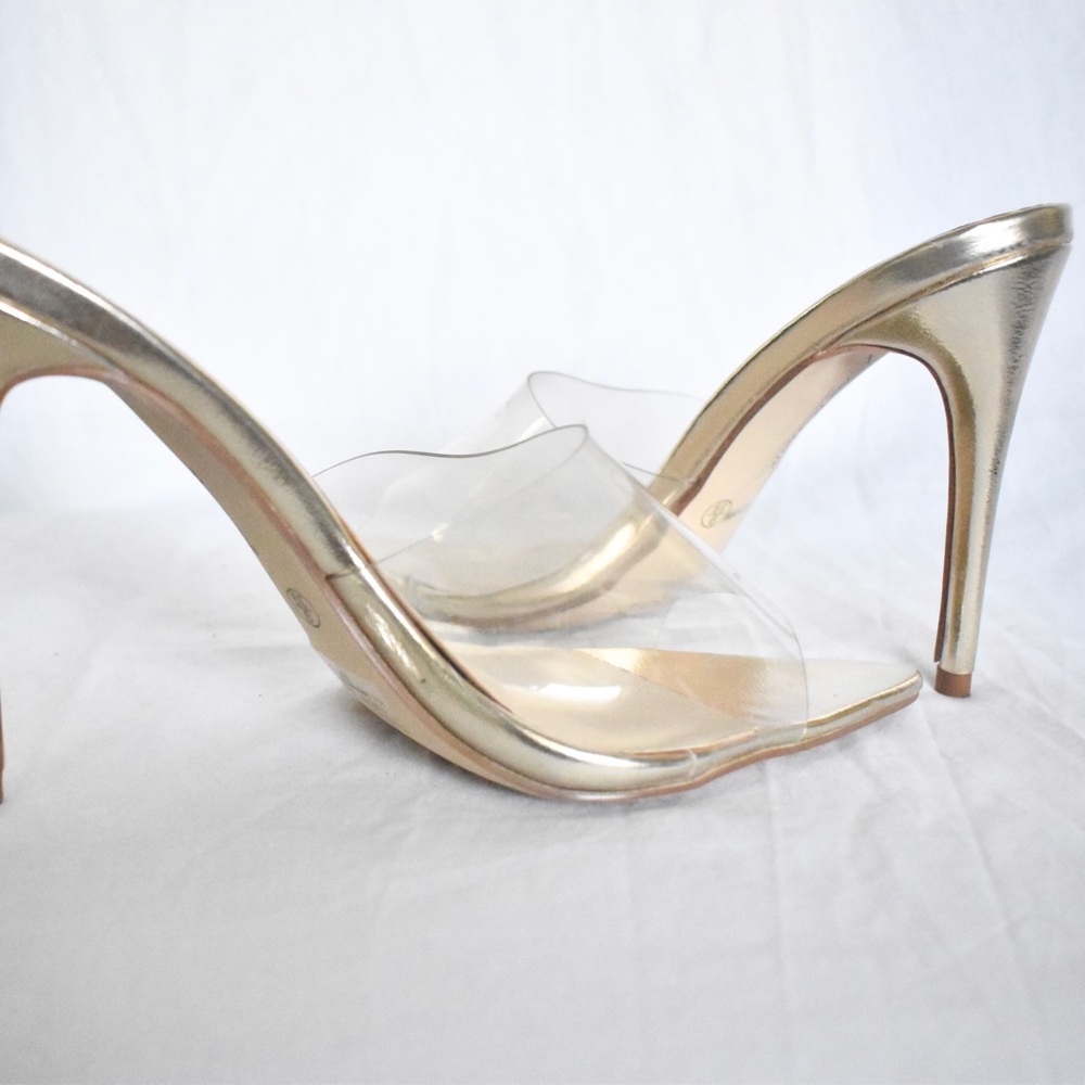 🌞SIZE 7 FIT | Anne Michelle Slip on Clear Nude Gold Stiletto Heels - Picture 1 of 14
